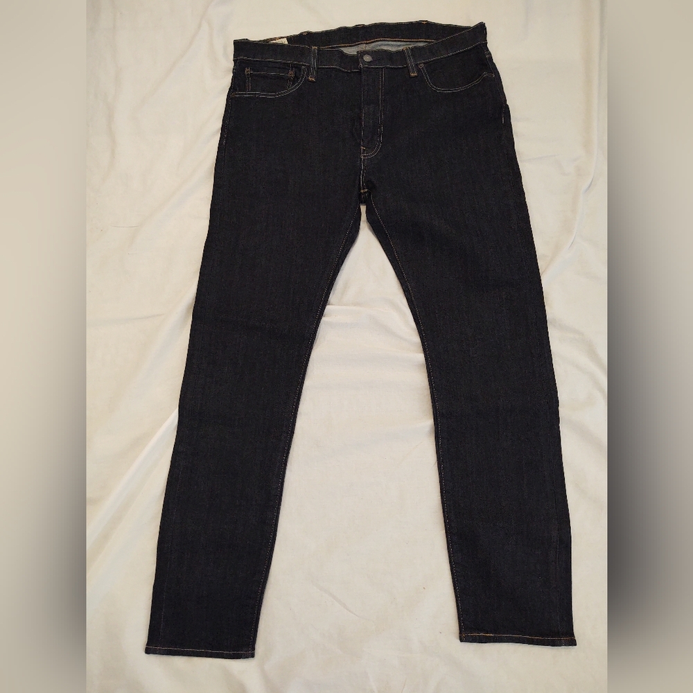 Levi's Dark Wash 519 Jeans 38/32